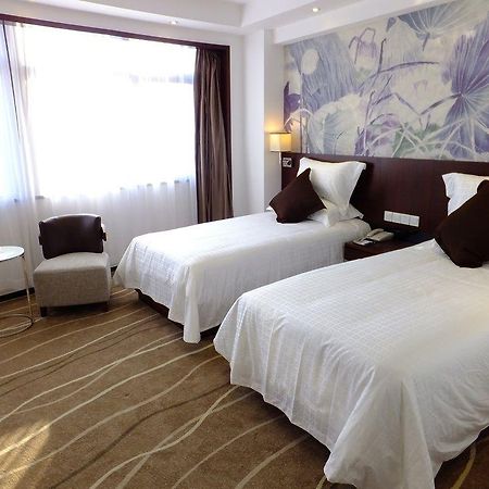 Da Zhong Hotel Indoor Stadium Xuhui Shanghai Eksteriør billede