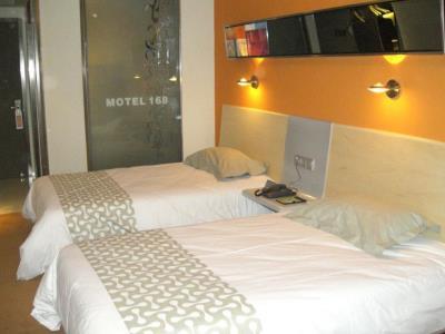 Da Zhong Hotel Indoor Stadium Xuhui Shanghai Eksteriør billede