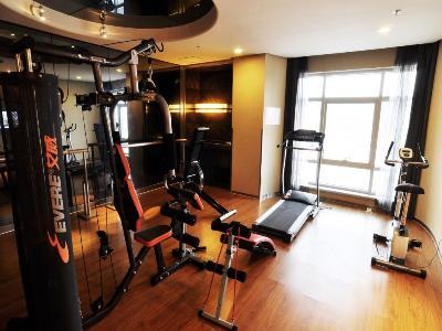 Da Zhong Hotel Indoor Stadium Xuhui Shanghai Eksteriør billede